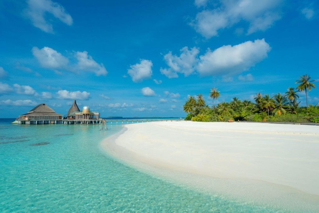 Honeymoon Resorts we offer with our Kolkata to Maldives Honeymoon Packages